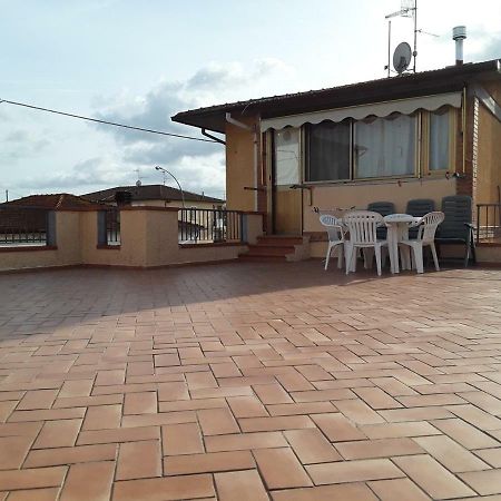 Appartamento Vacanze Roberta - Bivio Ravi Via Mascagni 1 Экстерьер фото